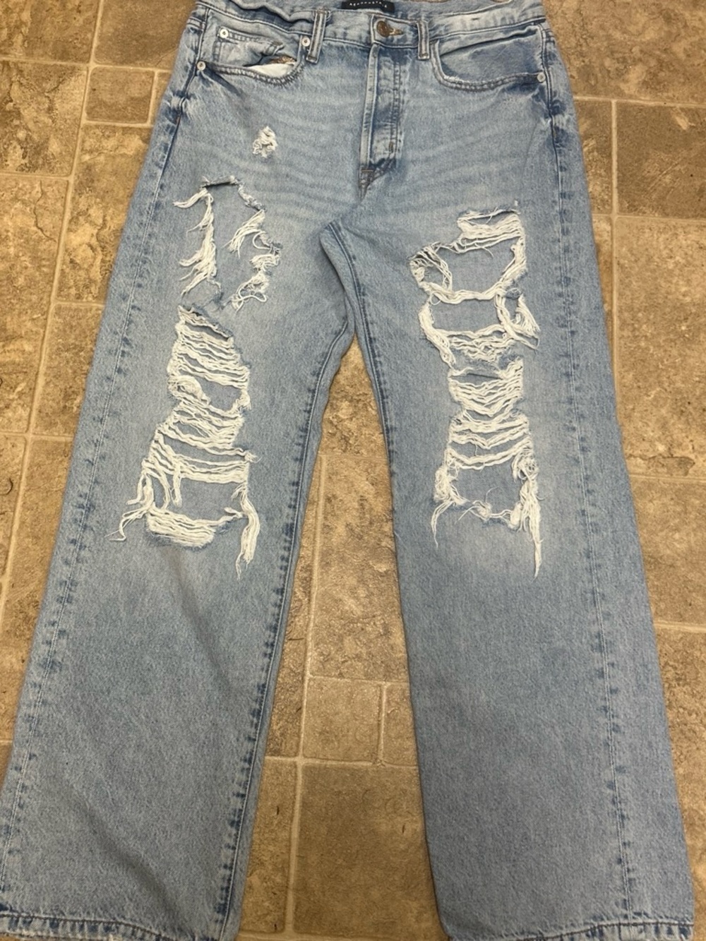 Aeropostale Light Blue Distressed Straight Jeans